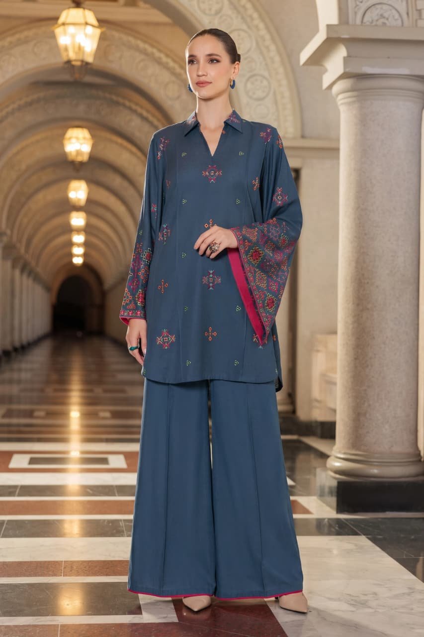 Embroidered Karandi 3-Piece Suit – MC1484 Blue – Tessellate