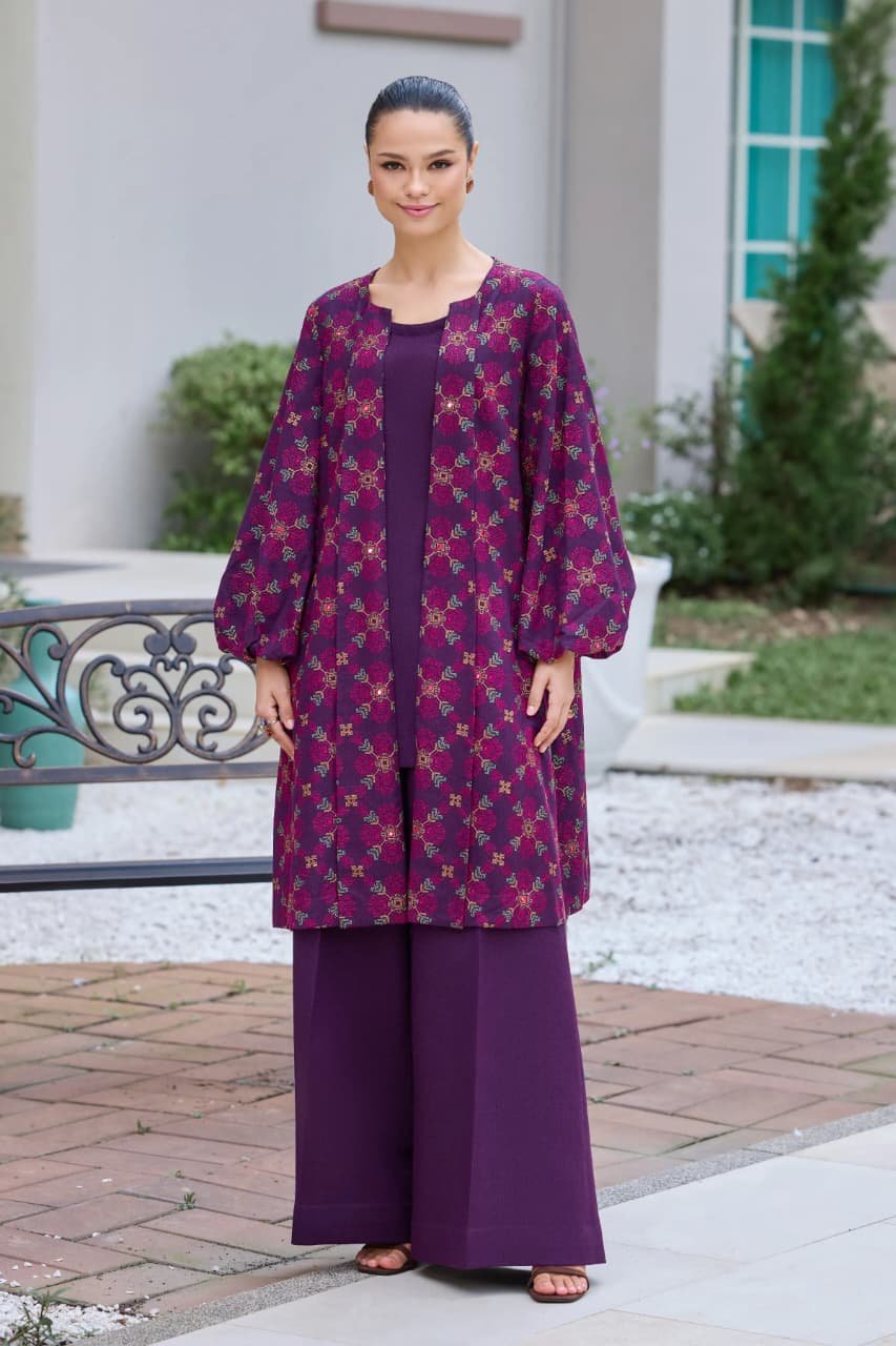 Embroidered Karandi 3-Piece Suit – MC1489 Purple – Hunza Valley