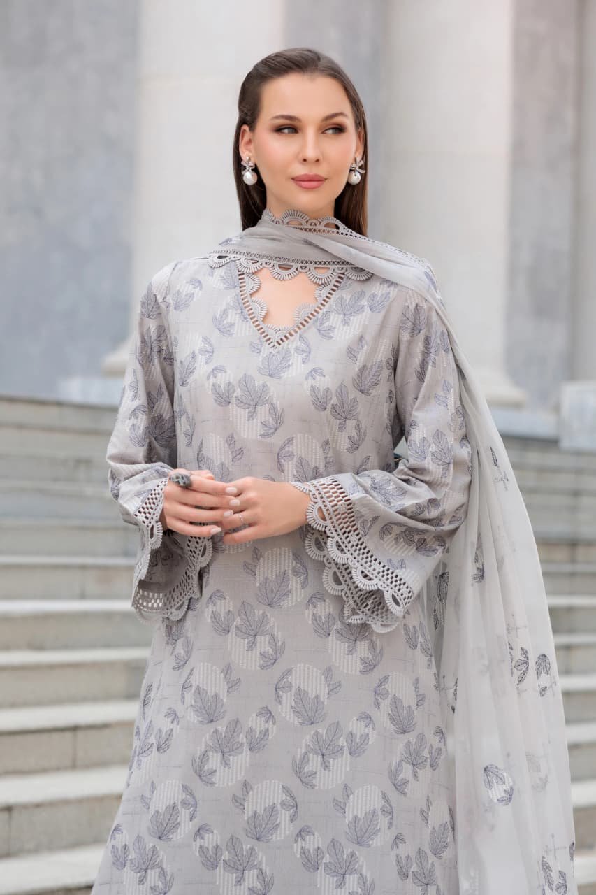 Embroidered Karandi 3-Piece Suit – MC1607 Grey – Oak Leaf